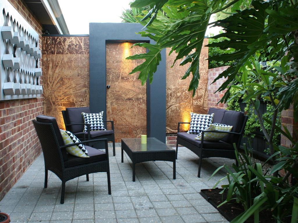 Haven On The Park Hotel Perth Room photo