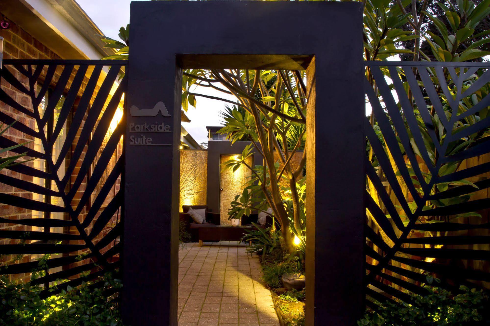 Haven On The Park Hotel Perth Exterior photo